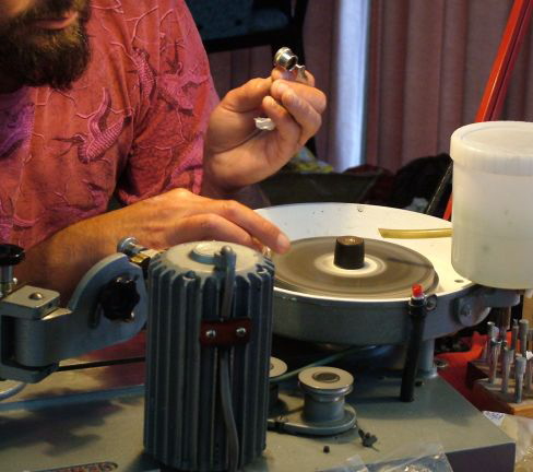Faceting